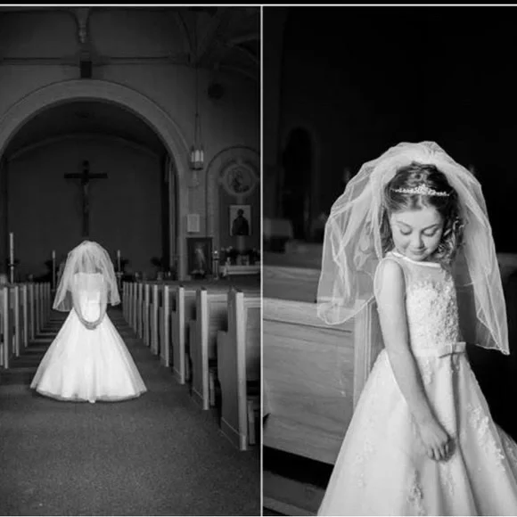 First Communion Veil - Picture 2 of 3
